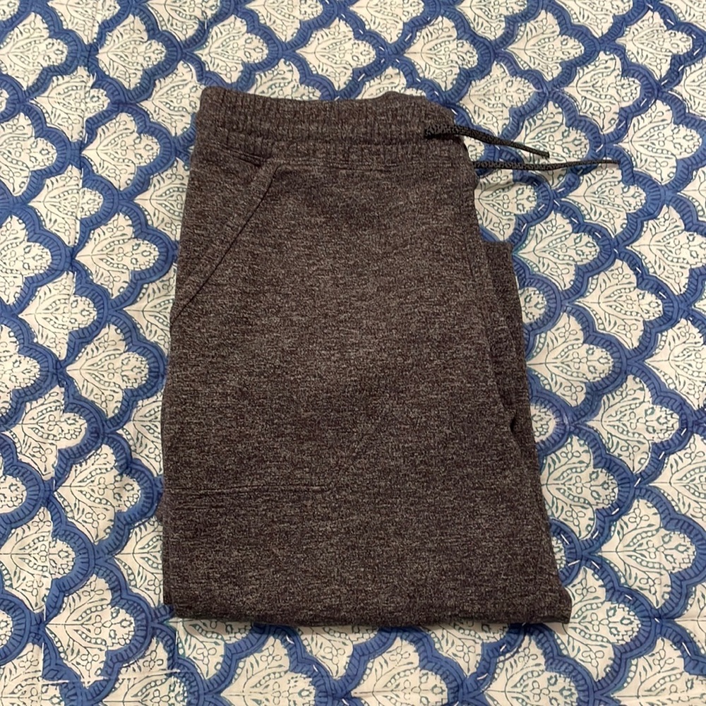 Ivviva Joggers